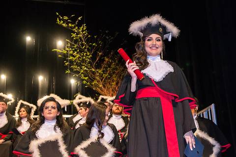 Formatura no Teatro do Ciee'