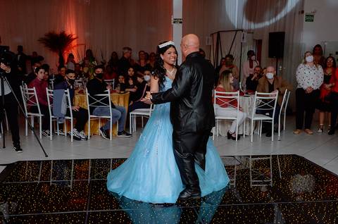 A Festa de 15 anos da Bianca em Sapucaia do Sul'