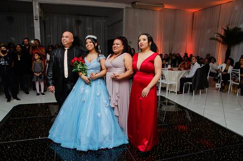 A Festa de 15 anos da Bianca em Sapucaia do Sul'