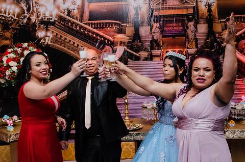 A Festa de 15 anos da Bianca em Sapucaia do Sul'
