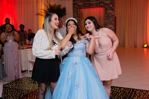 A Festa de 15 anos da Bianca em Sapucaia do Sul'