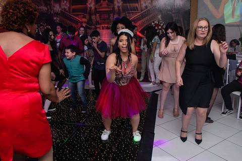 A Festa de 15 anos da Bianca em Sapucaia do Sul'