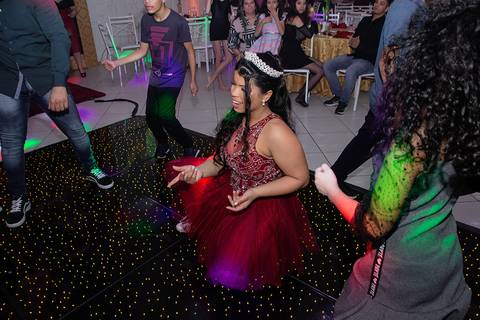 A Festa de 15 anos da Bianca em Sapucaia do Sul'