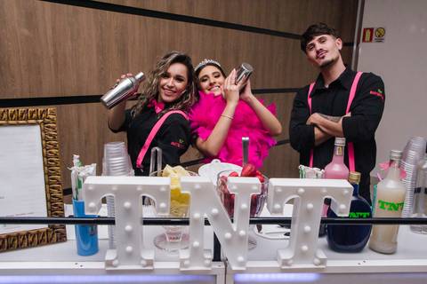 Fotos de Festa de 15 anos em Sapucaia do Sul TNT Bartenders'