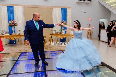 Valsa de 15 anos no Gran Fiesta Canoas'
