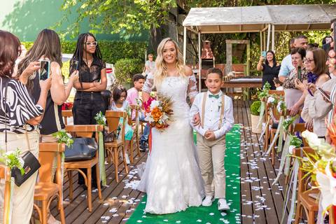 Dia especial

Casamento Lidiane & Claudio

Local: Clube Alfa Barra - Barra da Tijuca



Fotógrafo Wallace Nunes - Rio de Janeiro Zona Oeste

Guaratiba'