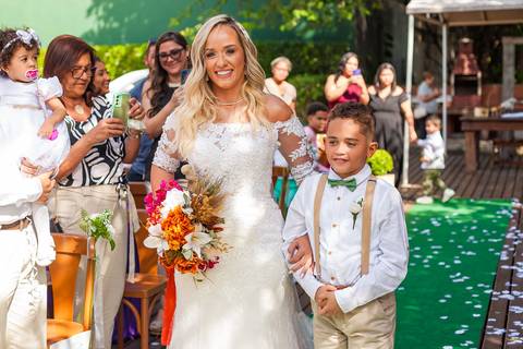 Dia especial

Casamento Lidiane & Claudio

Local: Clube Alfa Barra - Barra da Tijuca



Fotógrafo Wallace Nunes - Rio de Janeiro Zona Oeste

Guaratiba'
