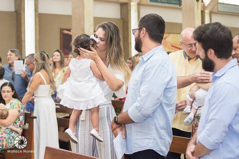 Momento super importante e lindo para todos! Batizado Betina e Leonardo!
O batizado é um momento super especial e tem que ser eternizado!
Parabéns as famílias.
Paróquia Santo Agostinho - Novo Leblon 
Fotógrafo Wallace Nunes - Rio de Janeiro Zona Oeste'