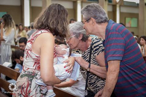 Momento super importante e lindo para todos! Batizado Betina e Leonardo!
O batizado é um momento super especial e tem que ser eternizado!
Parabéns as famílias.
Paróquia Santo Agostinho - Novo Leblon 
Fotógrafo Wallace Nunes - Rio de Janeiro Zona Oeste'