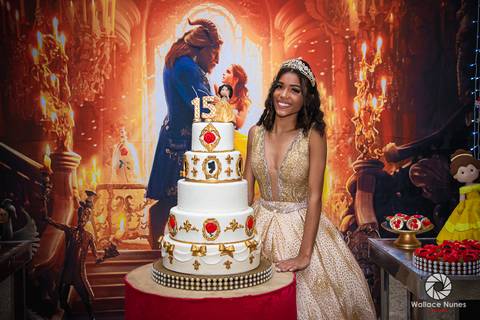 Sabe aquele grande momento! Aquele dia que não pode passar em branco. 

Festa 15 anos da Geovanna

Fotógrafo Wallace Nunes - Rio de Janeiro Zona Oeste

Guaratiba'