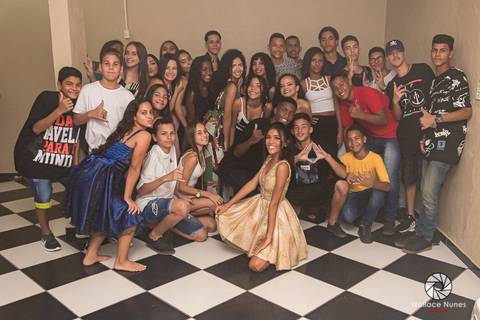 Sabe aquele grande momento! Aquele dia que não pode passar em branco. 

Festa 15 anos da Geovanna

Fotógrafo Wallace Nunes - Rio de Janeiro Zona Oeste

Guaratiba'