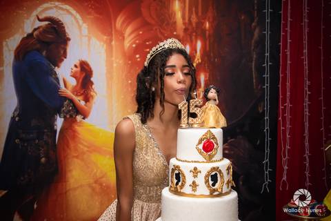 Sabe aquele grande momento! Aquele dia que não pode passar em branco. 

Festa 15 anos da Geovanna

Fotógrafo Wallace Nunes - Rio de Janeiro Zona Oeste

Guaratiba'