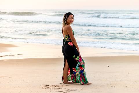 Ensaio lindo da Dayanne realizado na Prainha - Grumari Rio de Janeiro iniciando as comemorações de 15 anos!

Fotógrafo Wallace Nunes - Rio de Janeiro Zona Oeste

Guaratiba'