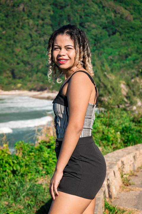 Ensaio lindo da Dayanne realizado na Prainha - Grumari Rio de Janeiro iniciando as comemorações de 15 anos!

Fotógrafo Wallace Nunes - Rio de Janeiro Zona Oeste

Guaratiba'