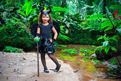 Ensaio fotográfico infantil Malévola Valentina  
Fotografia Wallace Nunes'