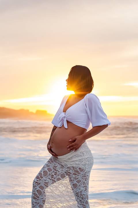 Ensaio gestante nascer do sol Prainha Rio de janeiro Elizabeth'