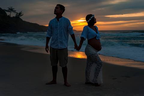Ensaio gestante nascer do sol Prainha Rio de janeiro Elizabeth'