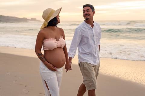 Ensaio gestante nascer do sol Prainha Rio de janeiro Elizabeth'