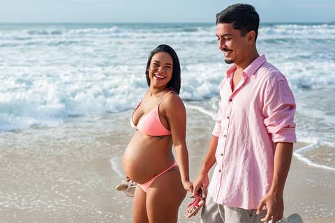 Ensaio gestante nascer do sol Prainha Rio de janeiro Elizabeth'