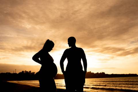 book gestante, gestante, gravida, gravidez, maternidade, ensaio gestante,  vila velha, vitoria,  parto, bebê, praia de camburi, ensaio nublado, ensaio com vento, ensaio gestante na praia, ensaio gestante no amanhecer, praia deserta, amanhecer 
'