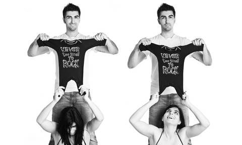 fotografia de estudio divertida-sessao de fotos divertida-sessao de fotos divertida em família-fotografia de estudio-fotografia pre bebe-fotografia de gravida-sessão de fotos antes do nascimento'