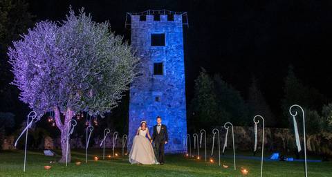noivos na torre da naia-fotografia de noivos na torre da naia-casamento torre da naia-estudios74 na torre da naia-corte do bolo na torre da naia-corte do bolo dos noivos torre da naia'