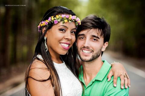 Noivos, muito amor envolvido, fotografia de P´re Casamento, fotografo de casamento Felipe Santana, fotografo de Cataguases Felipe Santana'