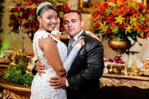 Fotografia de casamento, foto da noiva, fotografo de Cataguases Felipe Santana, foto linda dos noivos no dia do Casamento'