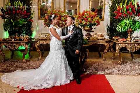 Fotografia de casamento, foto da noiva, fotografo de Cataguases Felipe Santana, foto linda dos noivos no dia do Casamento'
