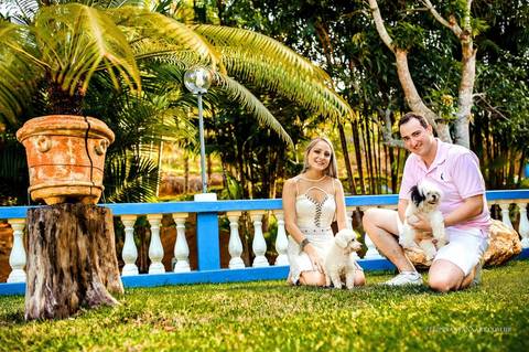 Fotógrafo de Cataguases Felipe Santana Fotografia, fotografia de Pré Casamento, casal se divertindo, casal feliz'