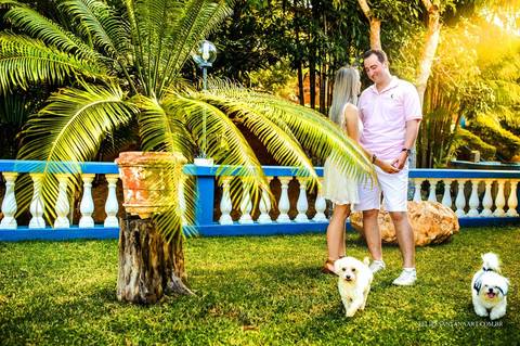 Fotógrafo de Cataguases Felipe Santana Fotografia, fotografia de Pré Casamento, casal se divertindo, casal feliz'