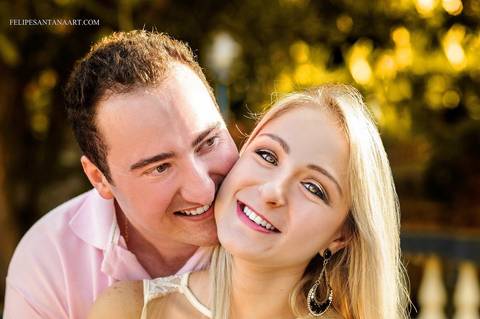 Fotógrafo de Cataguases Felipe Santana Fotografia, fotografia de Pré Casamento, casal se divertindo, casal feliz'