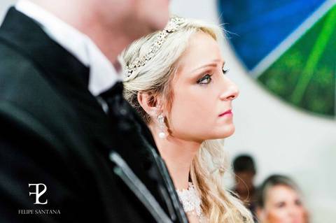 buque de flores, vermelho no carro antigo vermelho, Fotógrafo Felipe Santana, fotógrafo de casamento, fotógrafo mg, ubá mg, fotógrafo minas gerais, melhores fotógrafos, fotógrafo top, fotógrafo juiz de fora, fotógrafo muriaé, fotógrafo cataguases'