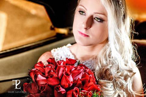 buque de flores, vermelho no carro antigo vermelho, Fotógrafo Felipe Santana, fotógrafo de casamento, fotógrafo mg, ubá mg, fotógrafo minas gerais, melhores fotógrafos, fotógrafo top, fotógrafo juiz de fora, fotógrafo muriaé, fotógrafo cataguases'