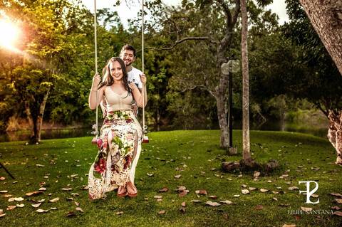 fotografia de casal na gangorra, casais brincando no pré casamento'