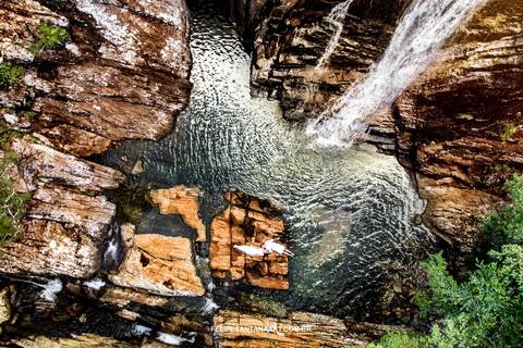 Fotografia de drone em Alto Caparaó - Minas Gerais, foto aérea no pré casamento'