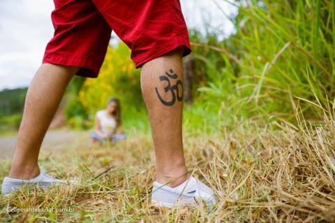 Tatuagem grande na batata da perna, tatuagem bonita na perna'