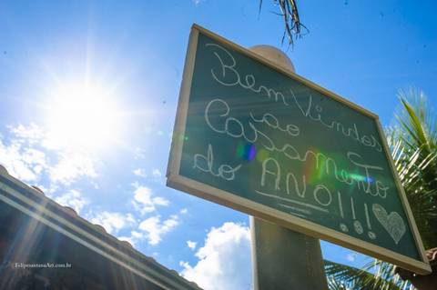 Placa criativa para casamento, plaquinha de casamento, placa de bom-vindo, seja bem-vindo, sol quente no dia do casamento, plaquinha de giz, plaquinha com giz no casamento'