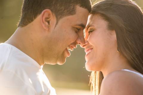 Fotografia de pré casamento, pré wedding, fotografo de casamento em cataguases Minas Gerais, MG.
Vestido de noivas para casamento, fornecedor de casamentos,
melhores fotografos de minas gerais, ensaio externo de casamento, Fotógrafo profissional  para cas'