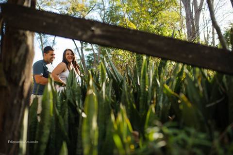 Fotografia de pré casamento, pré wedding, fotografo de casamento em cataguases Minas Gerais, MG.
Vestido de noivas para casamento, fornecedor de casamentos,
melhores fotografos de minas gerais, ensaio externo de casamento, Fotógrafo profissional  para cas'