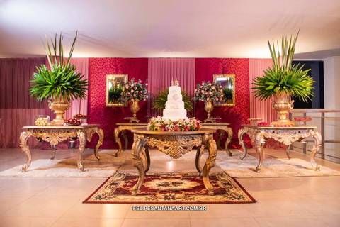 Lindo decoração no Realize Festas e Eventos em Cataguases MG, decoração de Festas em Cataguases com flores.'