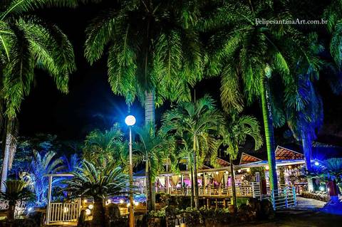 Como foi lindo o aniversário de 80 anos da dona Eustáquia,  tudo ocorreu o espaço Festas no Manto Verde que se encontra Cataguases MG,  capturado pelos fotógrafos Felipe Santana e Robson.'