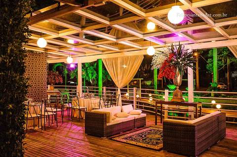 Bela decoração no aniversário de 80 anos da Dona Eustáquia'