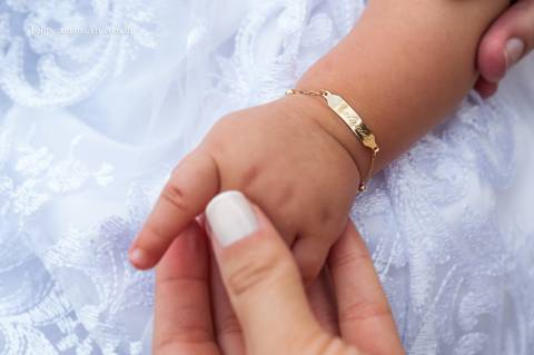 pulseirinha de batizado de ouro, '