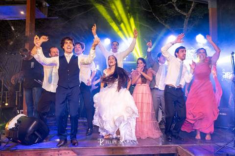 foto dos noivos na pista de danca casamento fotografo cataguases '
