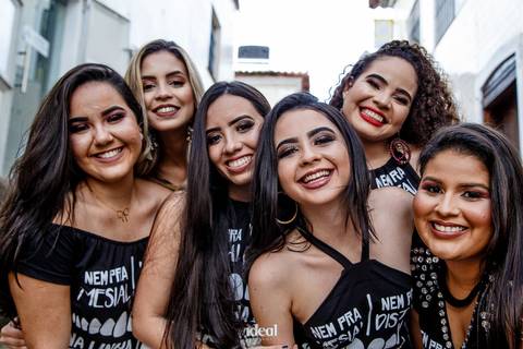 fotos de amigas fotos de conclusão 50% de curso'