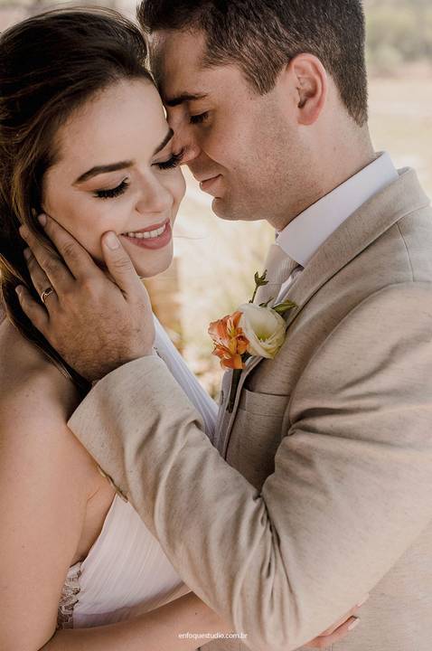 Gláucia e Fernando em um momento de ternura, registrado no Villa Itália, Piracicaba.'