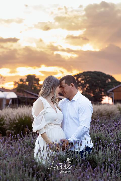 fotografia de gestante em holambra 
vestido gestante roupa figurino'