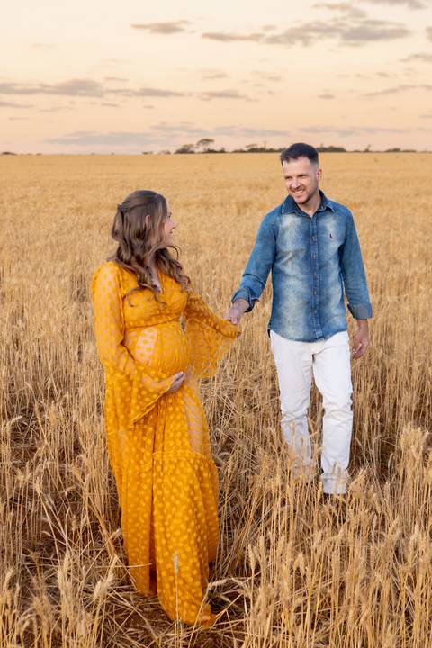 fotografia de gestante em holambra 
vestido gestante roupa figurino'