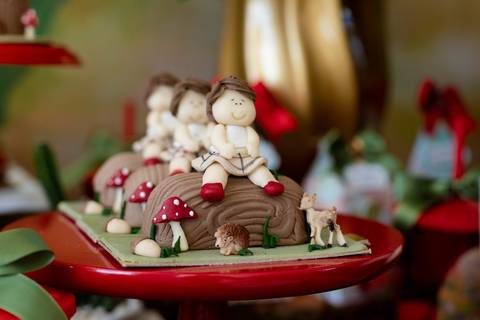 aniversario 01 ano tema bosque detalhe decoração doces personalizados'